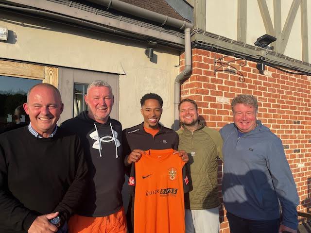 brighousetownfc's tweet image. 𝗡𝗲𝘄 𝗦𝗶𝗴𝗻𝗶𝗻𝗴 ✍️ - 𝗪𝗲𝗹𝗰𝗼𝗺𝗲 𝗡𝗶𝗮𝗵 𝗣𝗮𝘆𝗻𝗲

After extensive talks with Manager Grant Black and various offers from other clubs, we are delighted to announce Niah Payne as a contracted player to Brighouse Town Football Club.

Welcome Niah!

#OneTownOneTeam