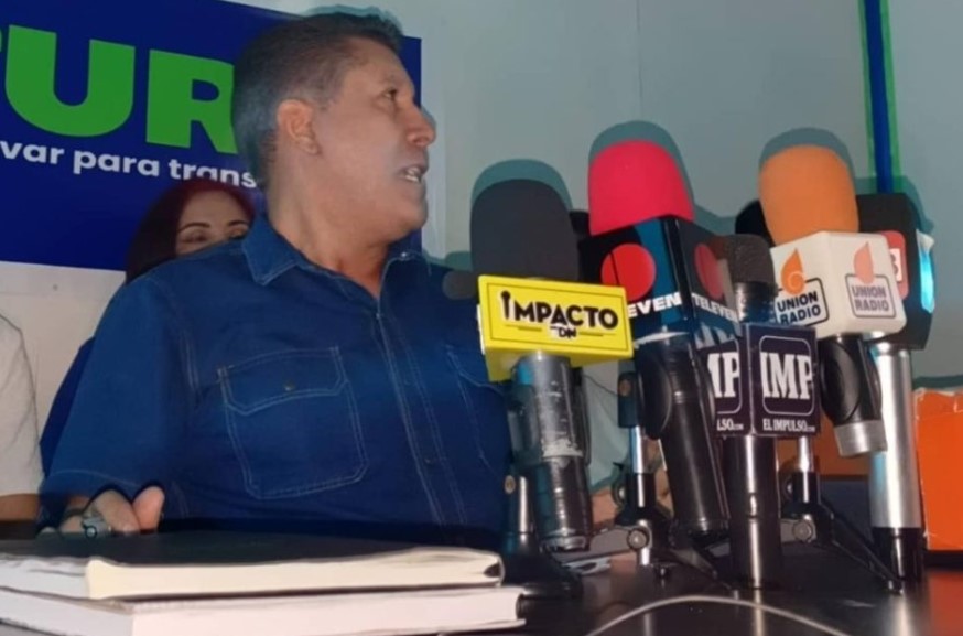 Diario_ElTiempo's tweet photo. #ElDíaEnVzla El dirigente político Henri Falcón cree que el 28 de julio habrá una participación superior al 75% https://t.co/gOonq7xVsB https://t.co/PtLMDjL8bR