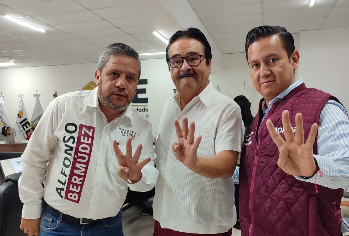 Acompaño a nuestros representantes ante el Consejo General del <a href="/Puebla_IEE/">IEE Puebla</a>, <a href="/ajbermudez1973/">Alfonso Bermudez</a> y Raul Pineda Zepeda. 
En #Morena estamos porque la #VoluntadPopular expresada el pasado domingo 2 de junio, se respete plenamente. 
#SufragioEfectivo