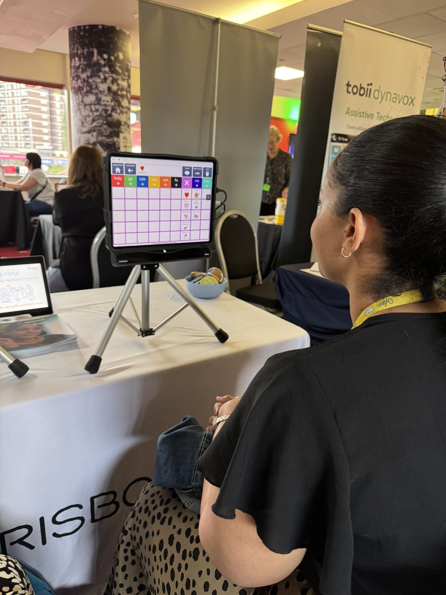 EllieNwolieSLTA's tweet photo. Ellie (SALTA) @GreenwichSLT &amp; @imogenfSLT (SALT) from #KMCAT teaming up for @CENMAC Communication Works 2024! Fantastic day with amazing exhibitors, speakers and seminars. Left with lots to think about! #GetSeen https://t.co/gDfF87vpsO