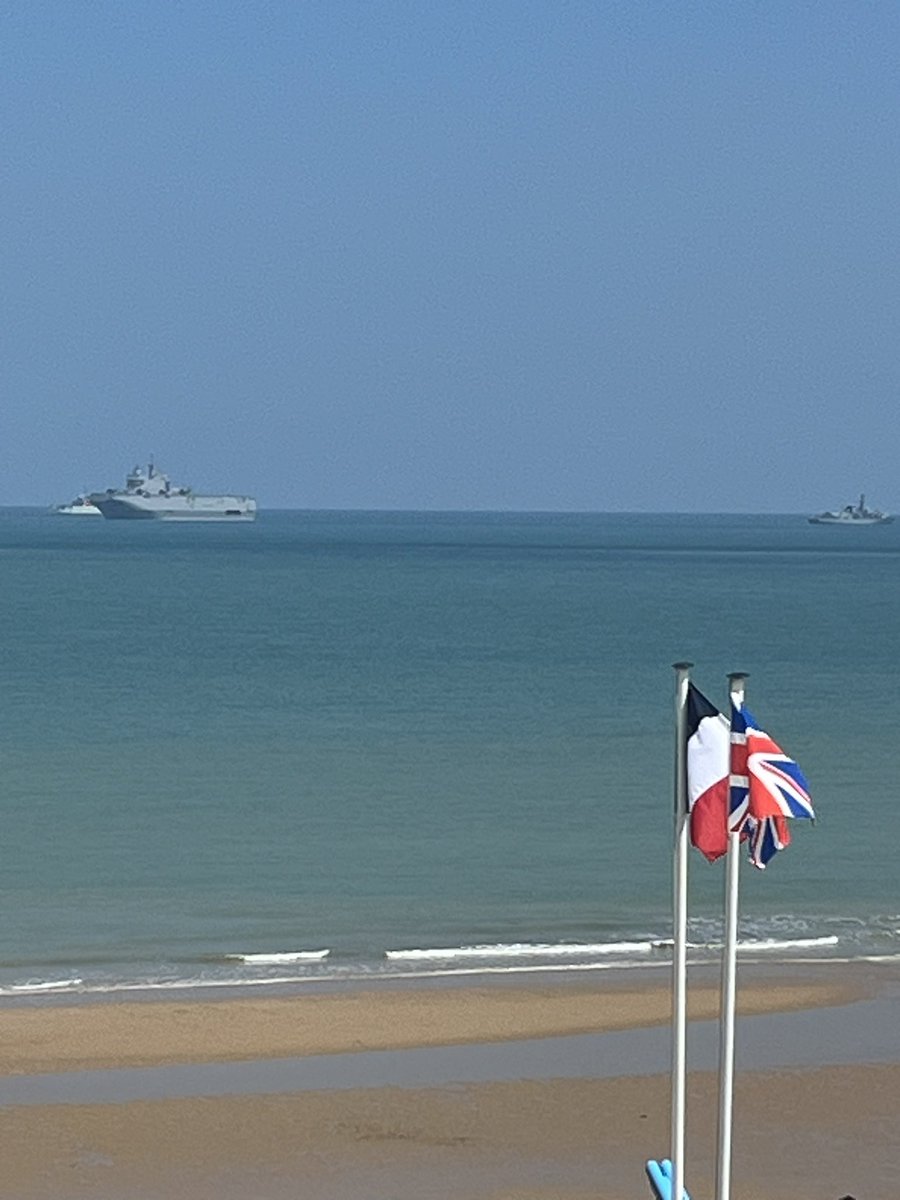Journée spéciale sur l’antenne de #FranceInfo pour les commémorations du #DDay en direct de la plage #Omaha 📻 <a href="/radiofrance/">Radio France</a>