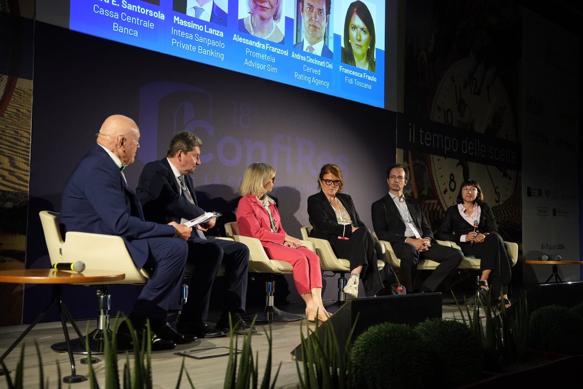 Confires tweet media