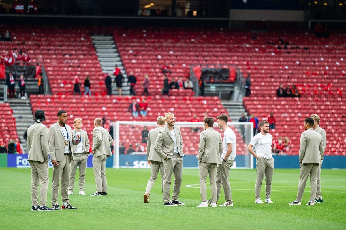 Vi har brug for en ekspertvurdering, er det her hør? Hvad siger <a href="/ChristianWolny/">Christian Wolny</a> ?

📸 Frederikke Jensen / Gonzales Photo

#herrelandsholdet #ForDanmark #DANSVE