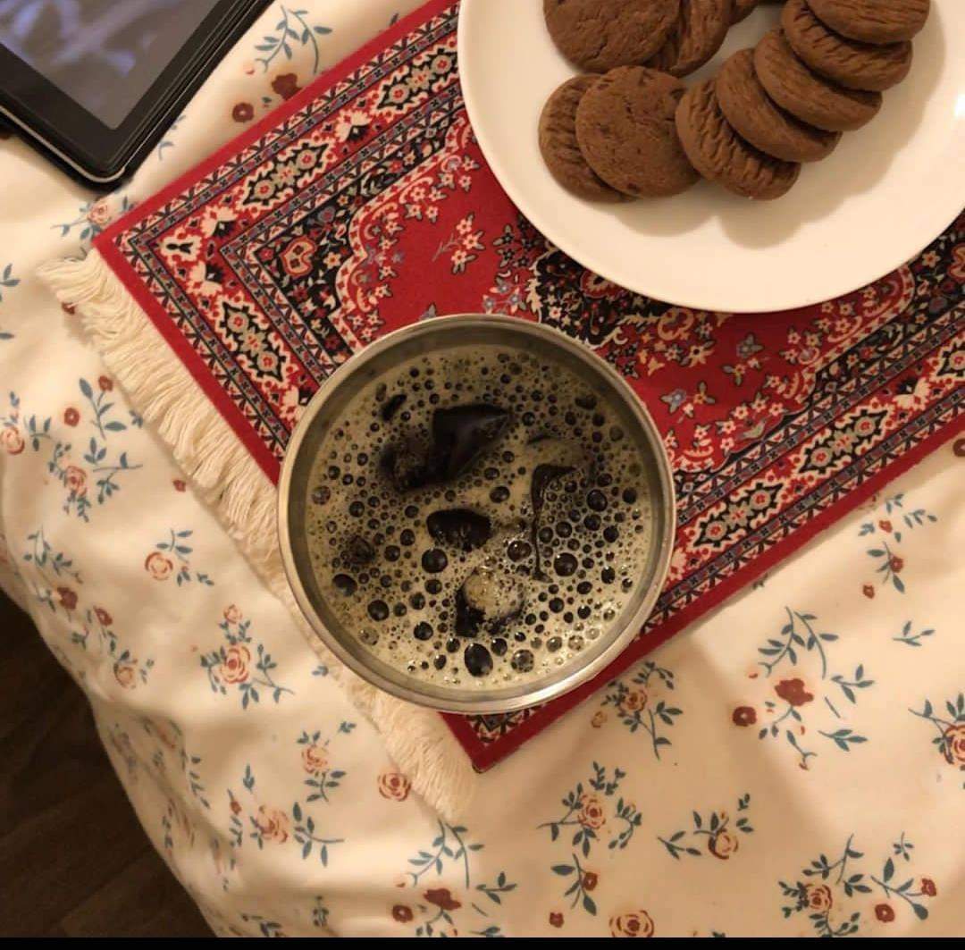 لا تهتم برزقك،  فان طلبه لك أشد من طلبك له..  
Jangan resah dengan rejekimu,,, sesungguhnya rejeki mu itu banyak mencarimu  daripada kamu mencari nya. 
|Syekh Abdul Qodir al jaelani ra.