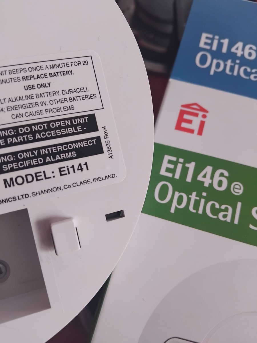 spleenal's tweet image. Just replaced all my smoke alarms.
£250.
They have a use by date
Probably 10 years.
They're mains powered but discontinued.
Luckily, the company was able to tell me the new models that fit in the old base units, so no wiring was needed.
I'm good till 2035 now.
#grownup
#manly