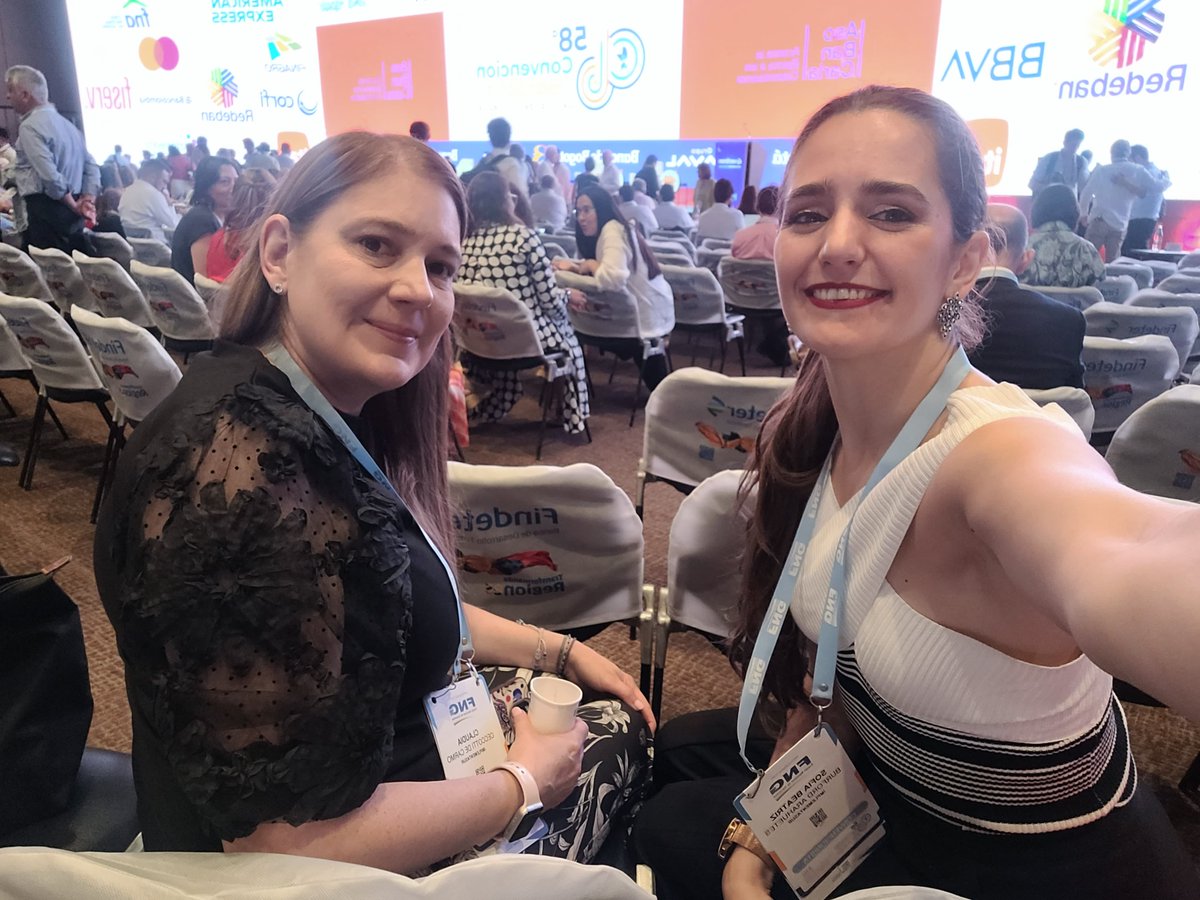 En Colombia se está celebrando la 58ª Convención Bancaria, organizado por <a href="/Asobancaria/">Asobancaria Colombia</a>. Nuestro equipo estuvo ayer en la apertura, que tuvo como foco la movilización de #inversión en Colombia para aportar al bienestar social a través del desarrollo económico.