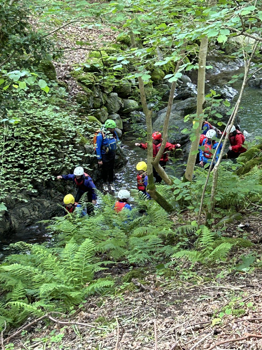 Miss Jones tweet media