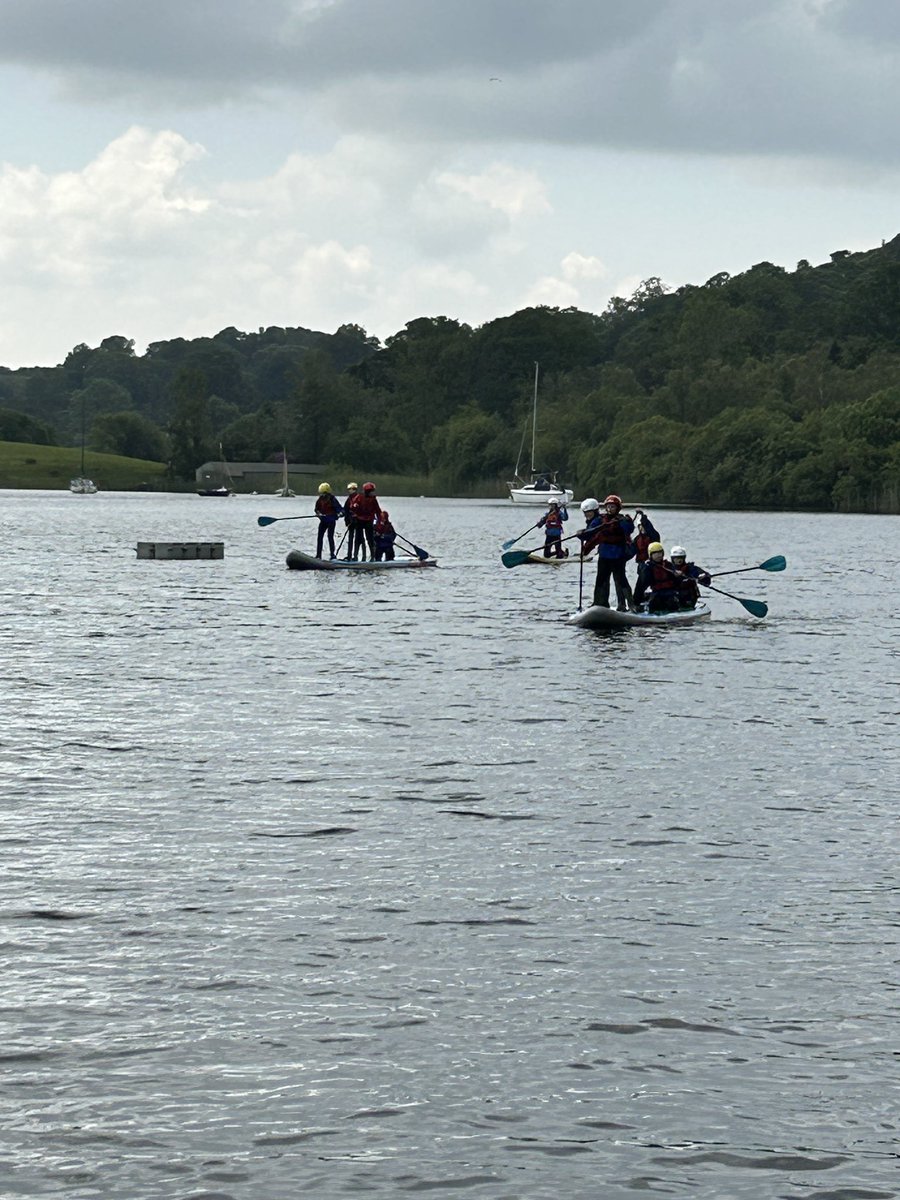 Miss Jones tweet media