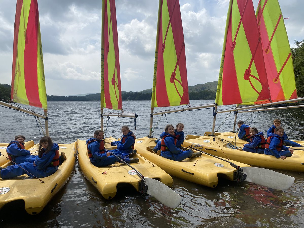 Miss Jones tweet media