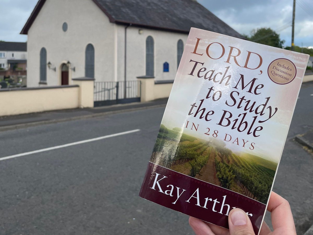 PreceptIreland's tweet photo. #Throwback: Dave recently had the opportunity to visit a new group that has started in Rasharkin. Pray that God will bless each of these students!
#ThrowbackThursday #TBT #RedeemTheTime #Bible #BibleStudy #InductiveBibleStudy #PreceptIreland #Ireland #NorthernIreland https://t.co/nyuCsT10Jk