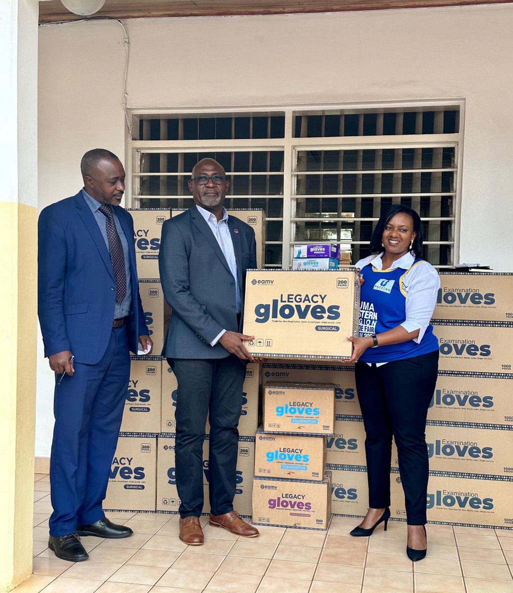 EAMedicalVitals's tweet photo. We're proud to partner with UMA for the 13th Eastern Region Trade Fair marathon (June 14-23), themed "Facilitating BUBU through Innovation and Value Addition."
We're donating gloves to support communities during the medical camp.
Let's make a difference together!
#EAMV https://t.co/W2CDpqVoyF