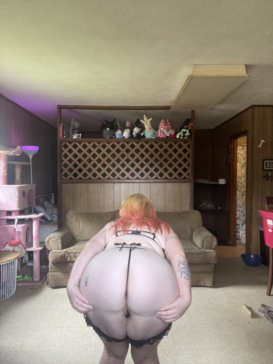 Melanie Rose🌹 tweet media