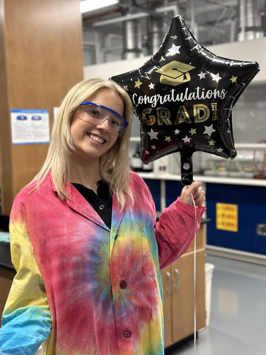 Happy #HigherEducationDay!  Congrats to all the grads and an extra big congrats to Haley, who just finished her B.S. at KU! Haley worked as a student for #USGS during her undergrad, and we're so excited to see what her future holds. Apply for USGS jobs at usajobs.gov.