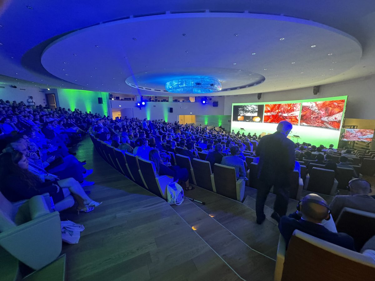 SimoneCrivella2's tweet photo. Happy to have given my contribution to an amazing @CILR2024 with #SP round table, #live retro adrenalectomy + rapn and nephrou with #LAA. Amazing surgical content and social events. One the most educational conference.  @drjkaouk @JamesPorterMD @NYCRoboticTeam @mdstifelman https://t.co/SpfRC61XNN