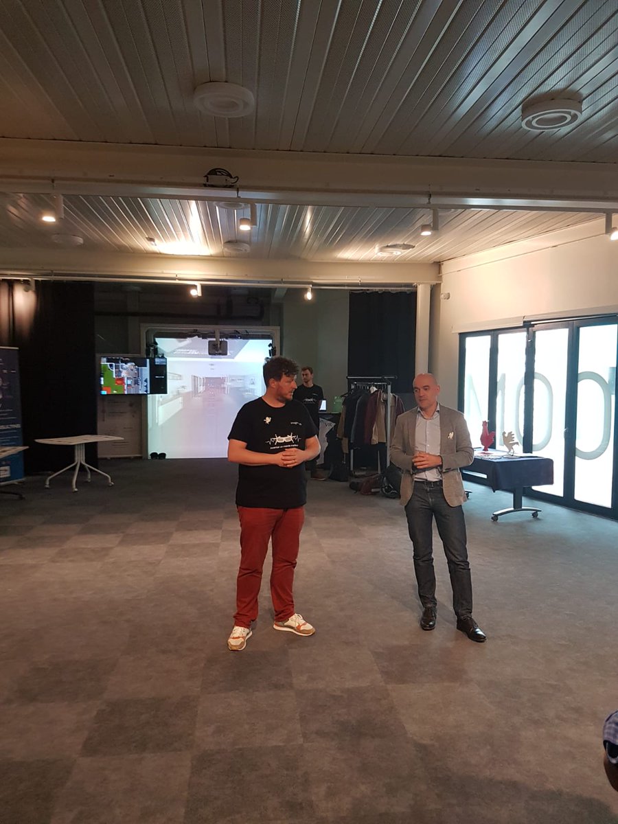 Les hôpitaux de la Mayenne (@hopitauxmayenne) on Twitter photo "Santé et Réalité Virtuelle" : une belle soirée d'échanges permettant la rencontre des professionnels de santé et des acteurs de la Tech <a href="/L_V_Center/">Laval Virtual Center</a> <a href="/CHLaval53/">CH Laval</a> <a href="/ImaginVr/">Imagin-VR</a> <a href="/lafrenchcare/">La French Care</a> "Santé et Réalité Virtuelle" : une belle soirée d'échanges permettant la rencontre des professionnels de santé et des acteurs de la Tech <a href="/L_V_Center/">Laval Virtual Center</a> <a href="/CHLaval53/">CH Laval</a> <a href="/ImaginVr/">Imagin-VR</a> <a href="/lafrenchcare/">La French Care</a>