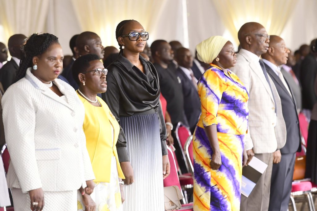 KagutaMuseveni's tweet photo. Fellow Ugandans especially the bazzukulu, as earlier indicated, this afternoon at Kololo, I delivered the State of the Nation address, where I reminded Ugandans of the three historical missions, the 4 principles of the NRM, the distance we have covered, what remains to be done and the main obstacles on the transformational road. Read my full speech in the link below: https://t.co/vWlWjQxxIC