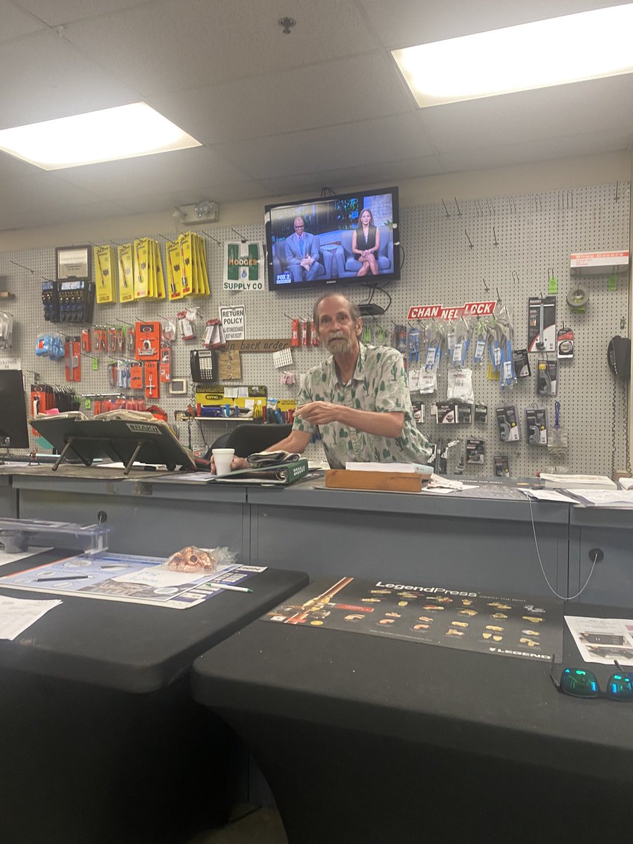 NagzManianDevil's tweet image. We got the #Toddfather holding down the counter area while I watch #TheNoon with @MaurielleTV &amp;amp; @leethomastv The Plumbers said #MichigansBeyonce has a perfect British accent 💯