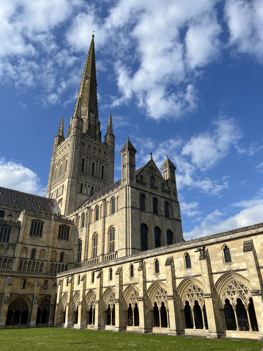 Super getting to dep on the Grease tour - Liverpool last week and Norwich this. Lovely band, great arrangements, lots of fun and an all-round nice time. Looking forward to being back in.