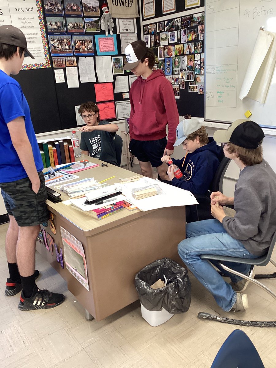 ECS Room 13 tweet media