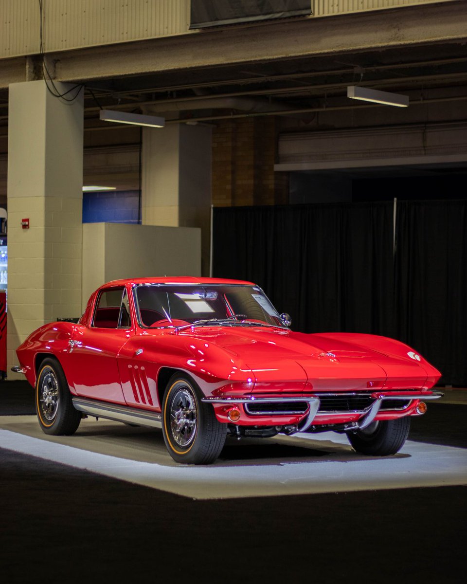 firstplace_auto's tweet photo. Featured in Rally Red with a matching leather interior, a particular 1965 Corvette Coupe showcases a 327/365 HP V-8 with distinguished components and a 4-speed manual transmission. https://t.co/SYMoWs4KIq