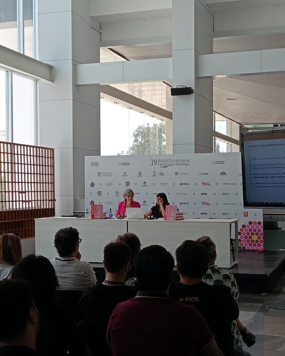 BcCine's tweet photo. #BCHC

Presentes en el lanzamiento del Anuario Estadístico de Cine Mexicano 2023 del Instituto Mexicano de Cinematografía @imcine en el marco del Festival Internacional de Cine de Guadalajara @FICGoficial @IndustriaFICG en @CinetecaFicg 

Presentado por @maria_novaro https://t.co/R4UbPWLfXA