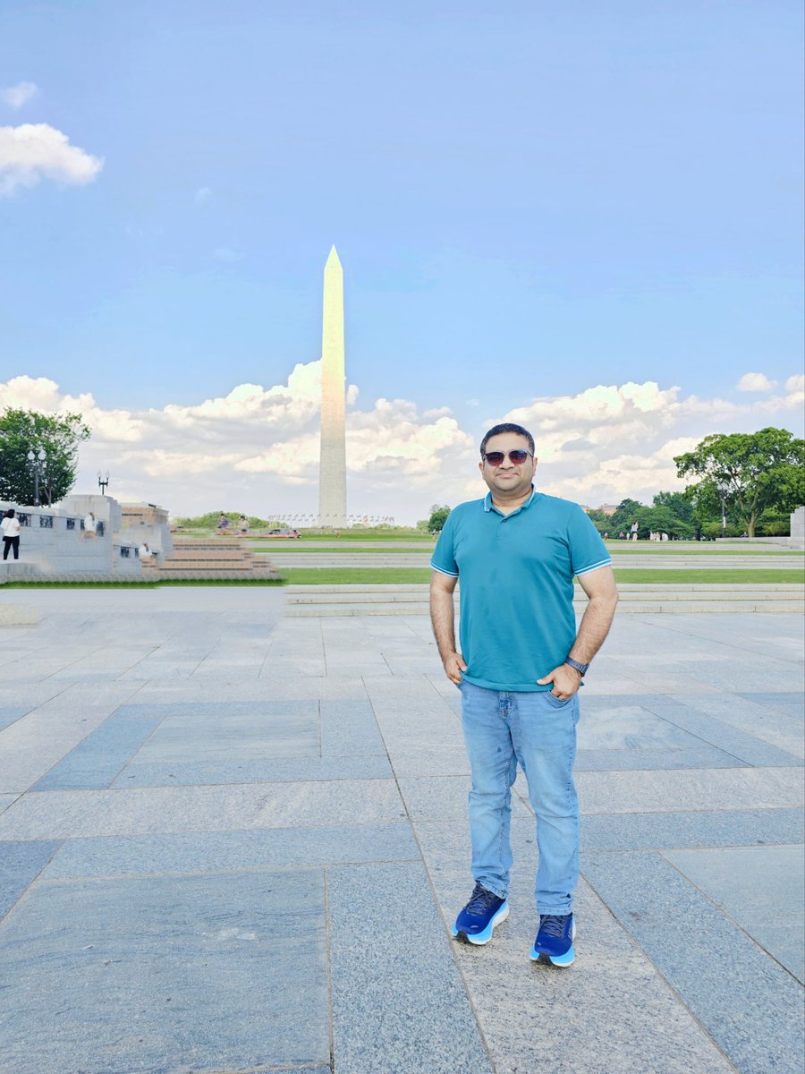AhmadRehanKhan's tweet photo. A short trip to the CAPITAL
#WshingtonDC #Whitehouse #LincolnMemorial #CapitalHill https://t.co/XkPgpbxAnI