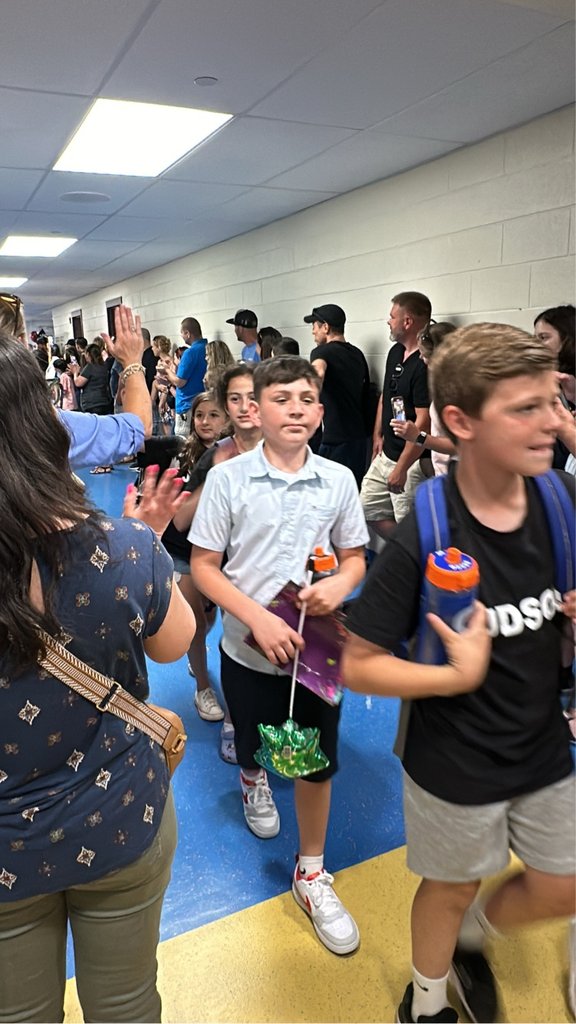 JudsonAdventure's tweet photo. Have a great summer, Judson!☀️💙🐆 https://t.co/9XDsfLRvgl