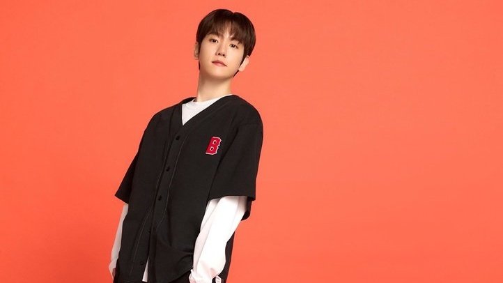 BOXIANx's tweet photo. baekhyun being ambassadors of B brands :

- Baekhyun x Burberry
- Baekhyun x Bringgreen 
- Baekhyun x allo Bank
- Baekhyun x Bench https://t.co/TGrn3PS0Kw