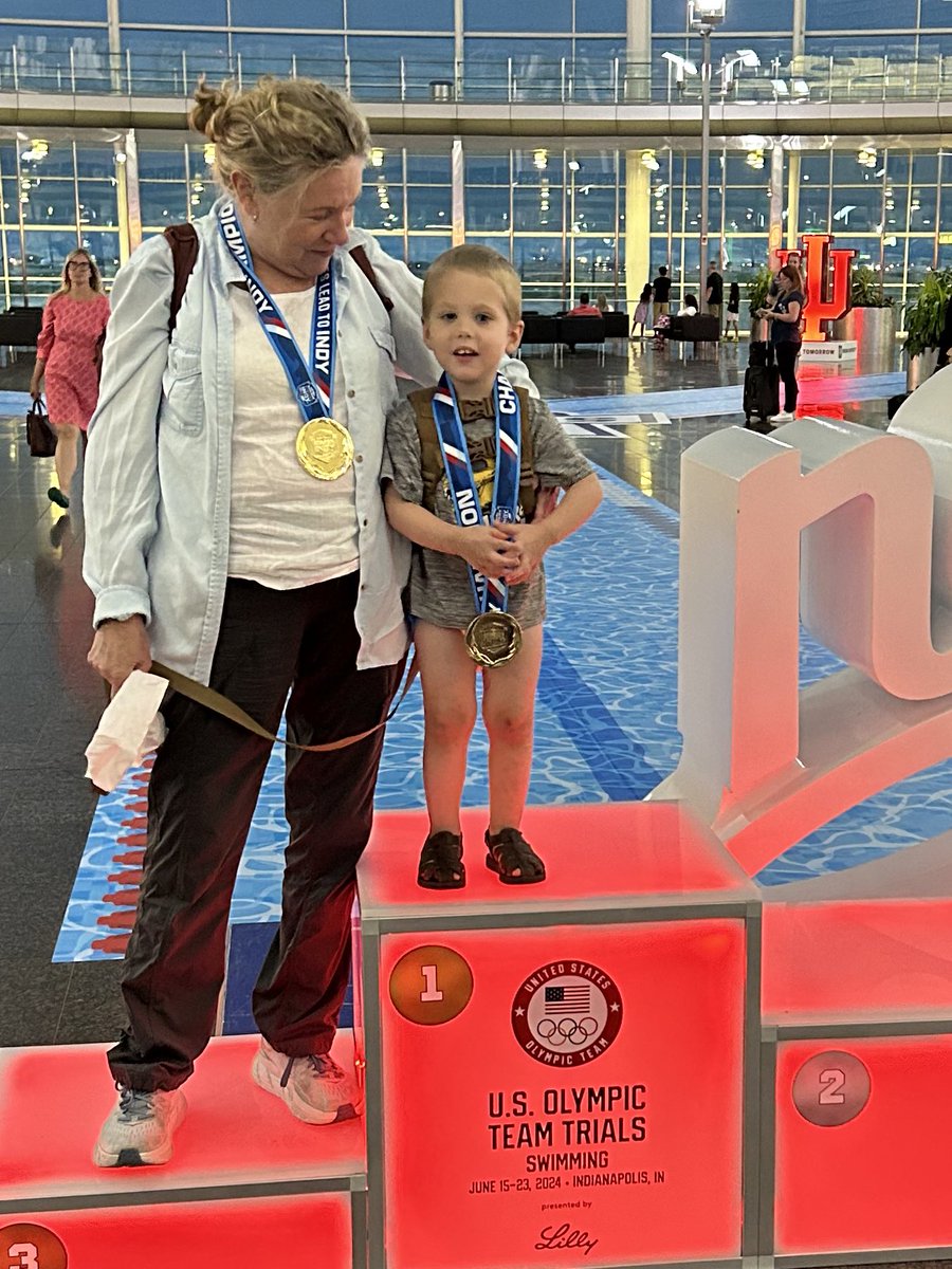 SpaldoBusiness's tweet photo. The @INDairport podium has been the biggest hit among arriving out-of-towners/travelers, kids and dogs alike! #swim24 @IndSportsCorp https://t.co/TAlxYAuxVo