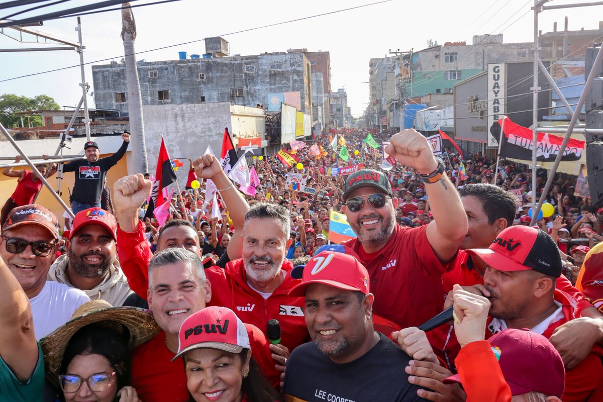 CCLAPMarinoNE's tweet photo. #13Jun|| Con amor, alegría y conciencia se movilizó #Mariño en apoyo a nuestro Presidente @NicolasMaduro, juntos obtendremos grandes logros para Venezuela.

¡La esperanza está en las calles! 

#VenezuelaPotencia
#SoyConunicadorClapNE 📦 https://t.co/2sKPi24QLp