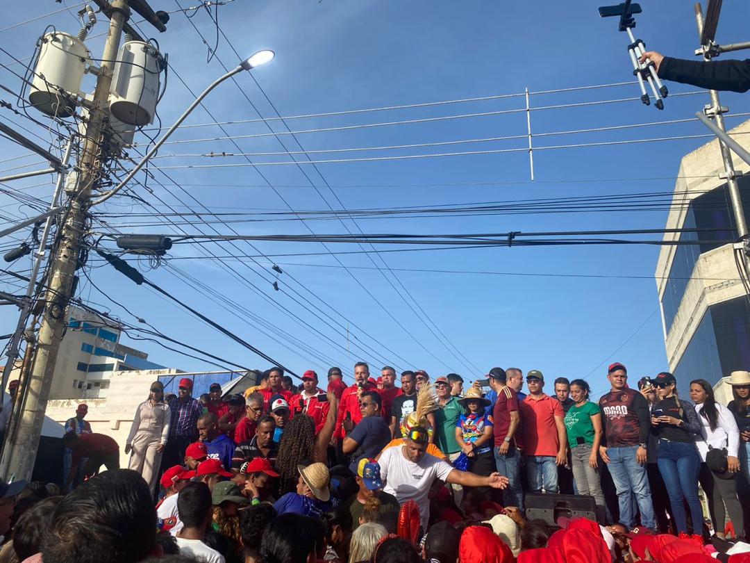 CCLAPMarinoNE's tweet photo. #13Jun|| Con amor, alegría y conciencia se movilizó #Mariño en apoyo a nuestro Presidente @NicolasMaduro, juntos obtendremos grandes logros para Venezuela.

¡La esperanza está en las calles! 

#VenezuelaPotencia
#SoyConunicadorClapNE 📦 https://t.co/2sKPi24QLp
