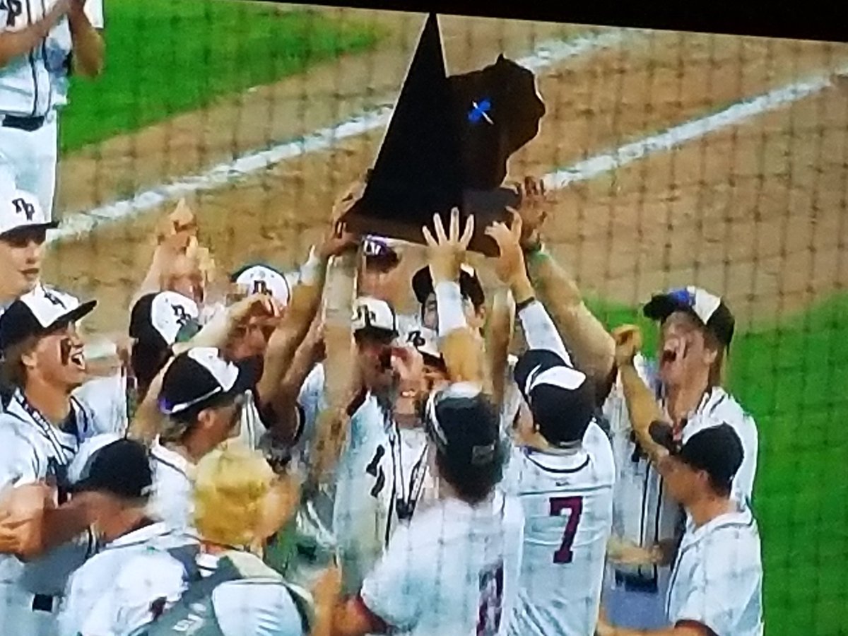 De Pere Legion Baseball tweet media