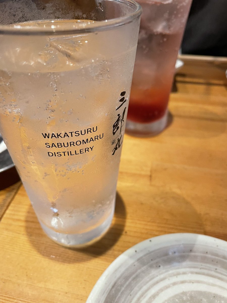 ArchitectCoreHr's tweet photo. おはようございます。

先日友人とショッピングなどをしていましたが、なぜか最後には焼き鳥屋さんに吸い込まれていました。
ケーキより焼鳥派かもしれません。

本日もよろしくお願いします！

#企業公式相互フォロー 
#25卒就活 
#新卒採用 https://t.co/V0OpESKmOE