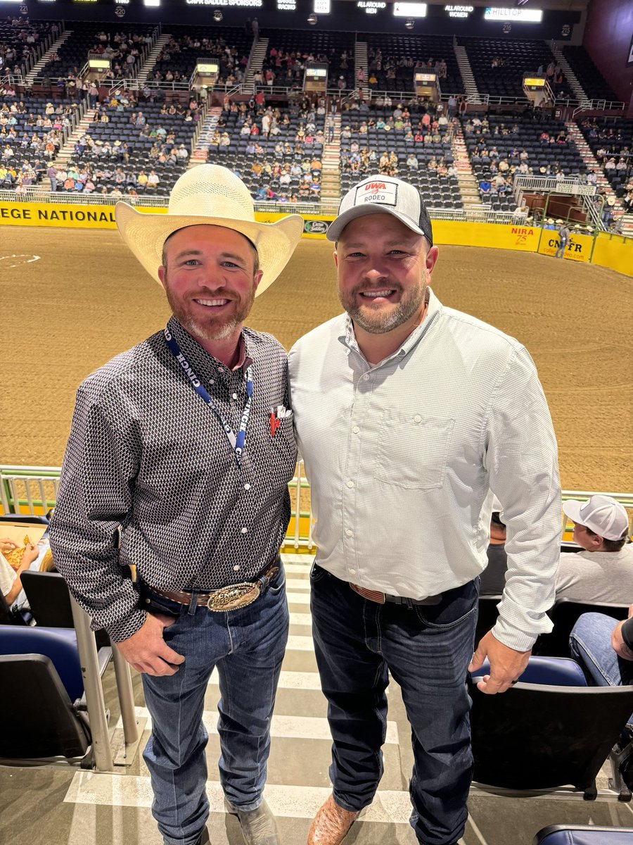 bgillilandUWA's tweet image. Let’s go Tiger Wranglers!! #CNFR Big night for the Tigers tonight!