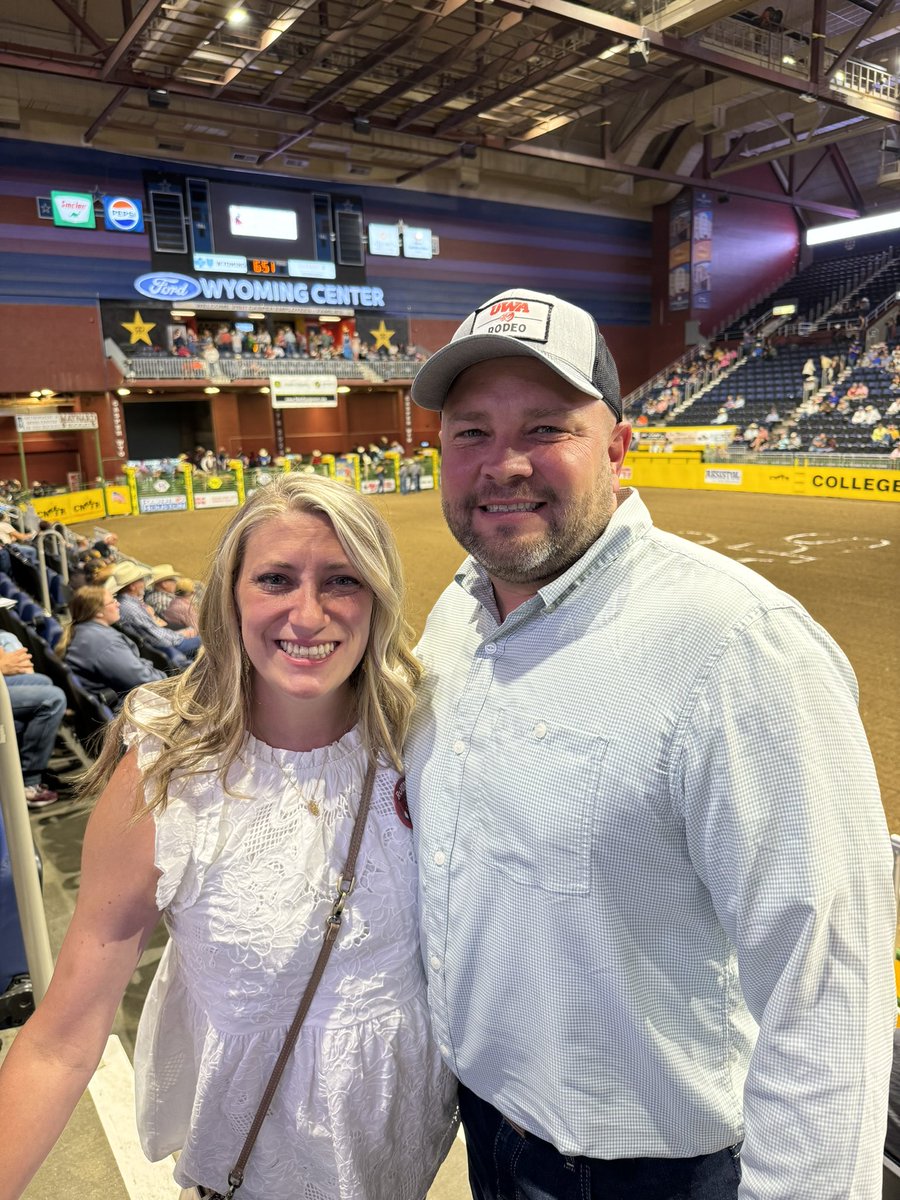 bgillilandUWA's tweet image. Let’s go Tiger Wranglers!! #CNFR Big night for the Tigers tonight!