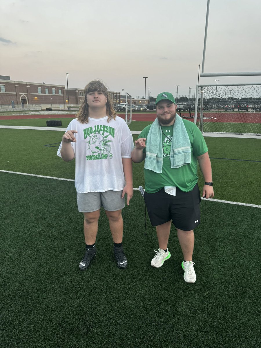 Conner Cooper (@connercooper56) on Twitter photo #AGTG After a great camp and conversation with @CoachPruitt_UAM, I am blessed to receive my 1st offer from <a href="/WeevilFootball/">UAM Football</a> ‼️<a href="/KLEINOAKFB/">Klein Oak High School Football</a> <a href="/recruitingko/">Klein Oak High School Football Recruiting</a> <a href="/jaycob_freeman/">Jaycob Freeman</a> <a href="/Coach_BCarp/">T. Brandon Carpenter</a> <a href="/CoachGainesRec/">CG Recruiting</a> <a href="/coachjweevils/">Hud Jackson</a> #AGTG After a great camp and conversation with @CoachPruitt_UAM, I am blessed to receive my 1st offer from <a href="/WeevilFootball/">UAM Football</a> ‼️<a href="/KLEINOAKFB/">Klein Oak High School Football</a> <a href="/recruitingko/">Klein Oak High School Football Recruiting</a> <a href="/jaycob_freeman/">Jaycob Freeman</a> <a href="/Coach_BCarp/">T. Brandon Carpenter</a> <a href="/CoachGainesRec/">CG Recruiting</a> <a href="/coachjweevils/">Hud Jackson</a>