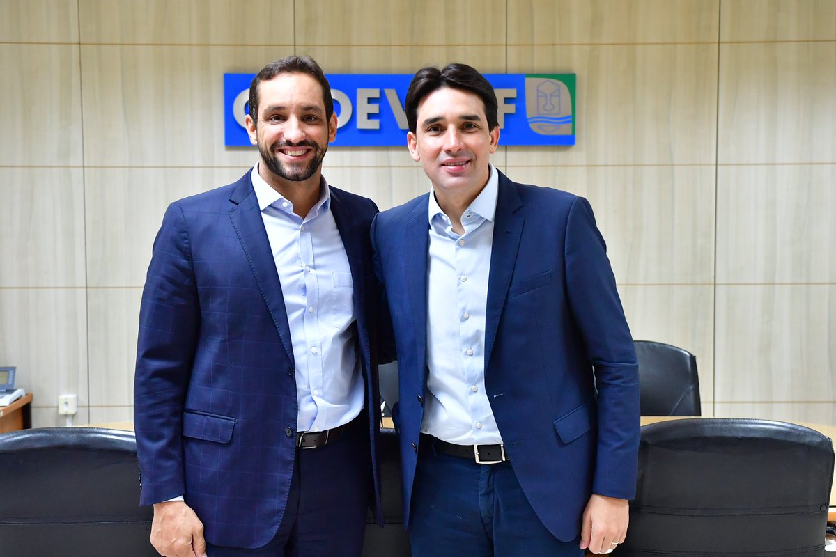 Silvio_CFilho's tweet image. Também tive uma excelente conversa com o presidente da Codevasf, Marcelo Moreira. Estamos juntos, para seguir fortalecendo os municípios do nosso país! 👊

#Codevasf #Investimentos #Brasil #Obras