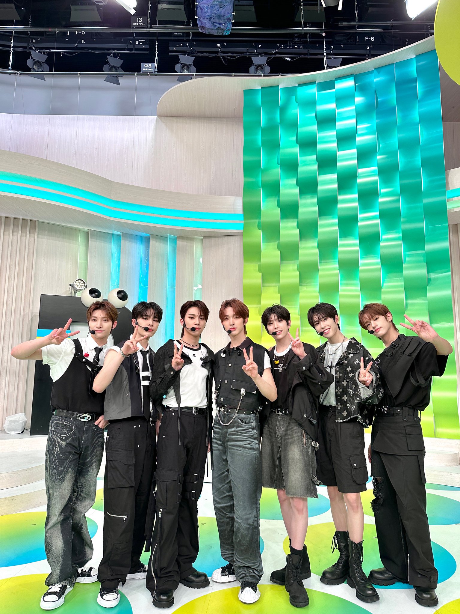 X]DayDay.集合写真 - TimeTree