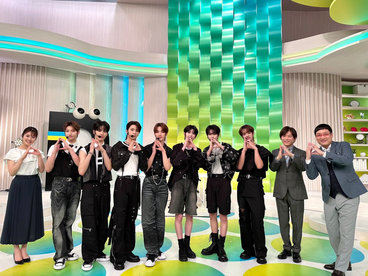 NEXZ_official's tweet photo. #DayDay. 初パフォーマンス💚
いかがでしたか？✨

これからもNEXZをぜひ見守ってください🤲

#NEXZ_DayDay_初パフォーマンス
#Ride_the_NEXZ_Vibe
#NEXZ #ネクスジ #넥스지 https://t.co/X8fP3BZekS