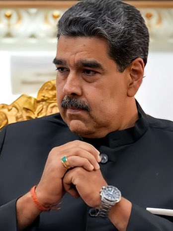 🚨| ÚLTIMA HORA: La ciudad de Buenos Aires acaba de declarar como PERSONA NO GRATA al tirano genocida de Venezuela, Nicolas Maduro. Haciendo historia pues es la primera ciudad de Latinoamérica en hacerlo. 🇦🇷 ¿Apoyas esta CONTUNDENTE medida en contra del dictador Nicolás Maduro?