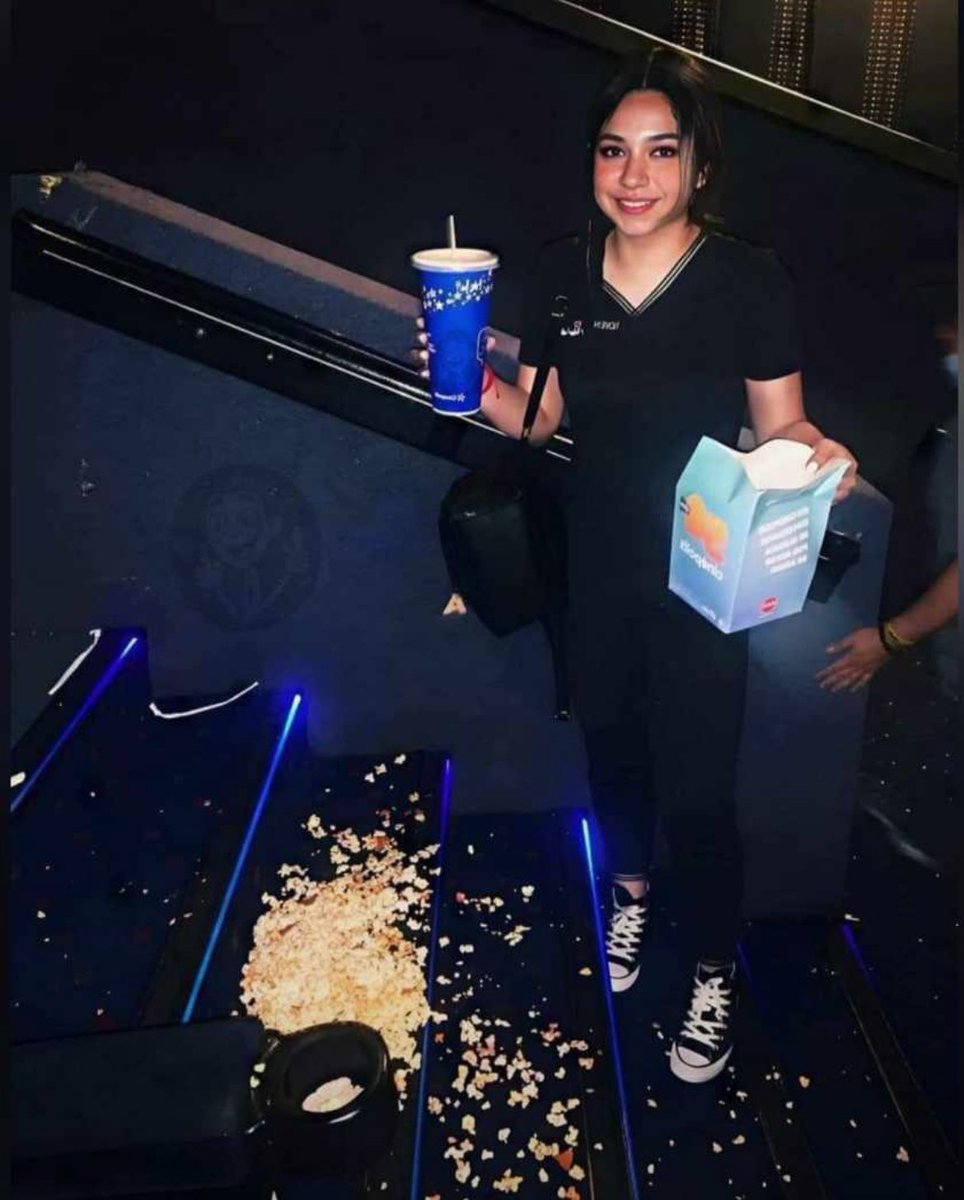 “Joda y joda que quiero ir a ver Intensamente 2”

Yo, en el cine: