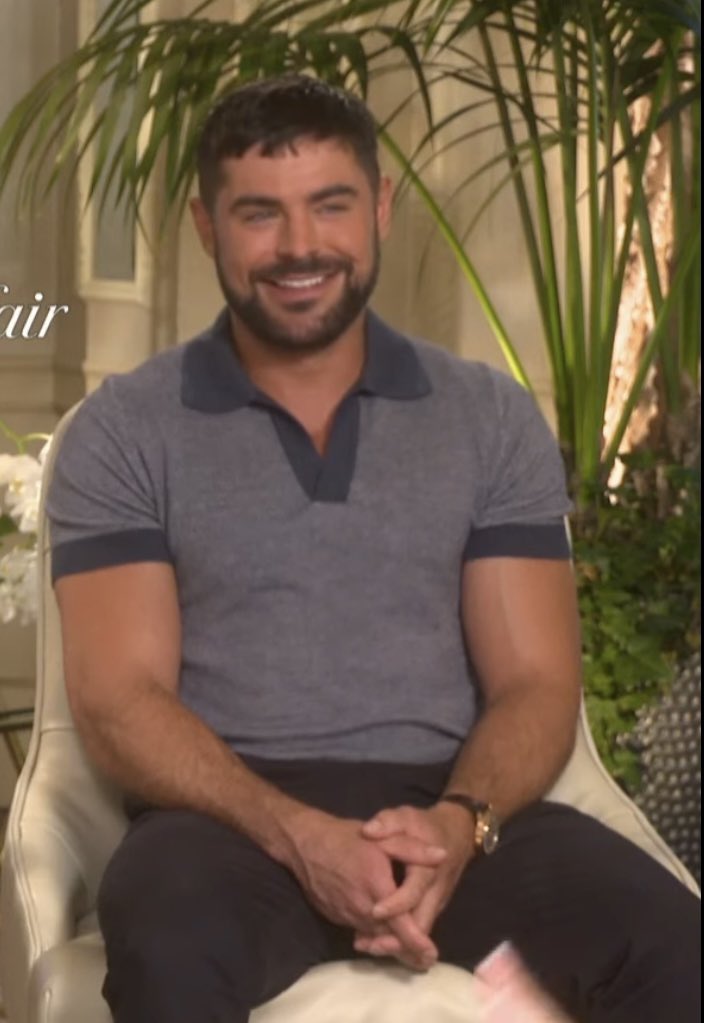 alexiscmalday27's tweet photo. zac efron the man that you are! https://t.co/WR0g7mDfKx