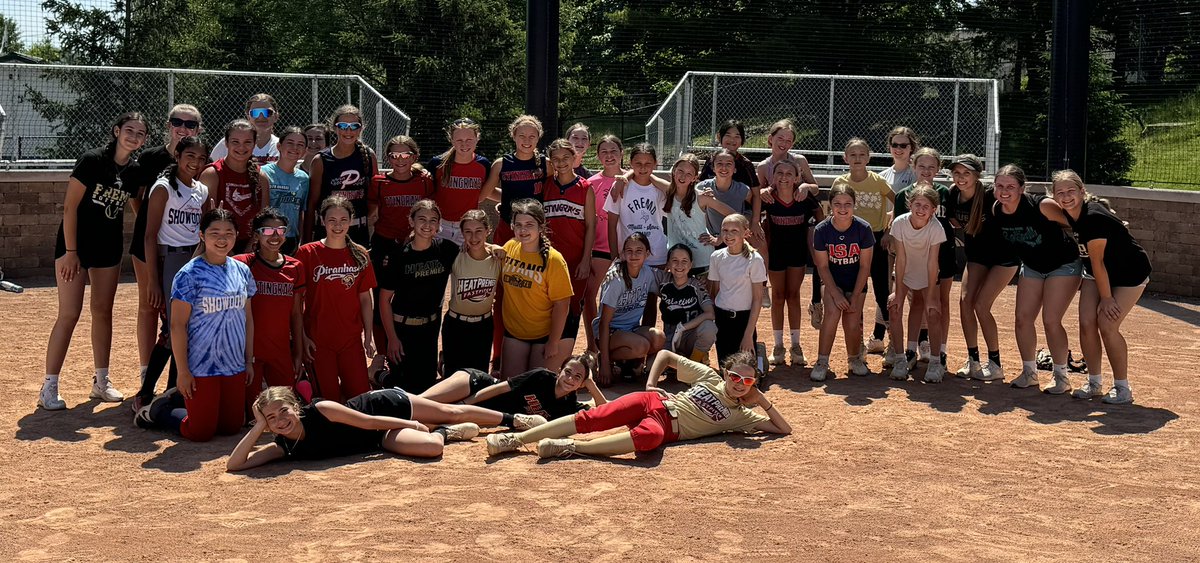 Fremd Softball tweet media