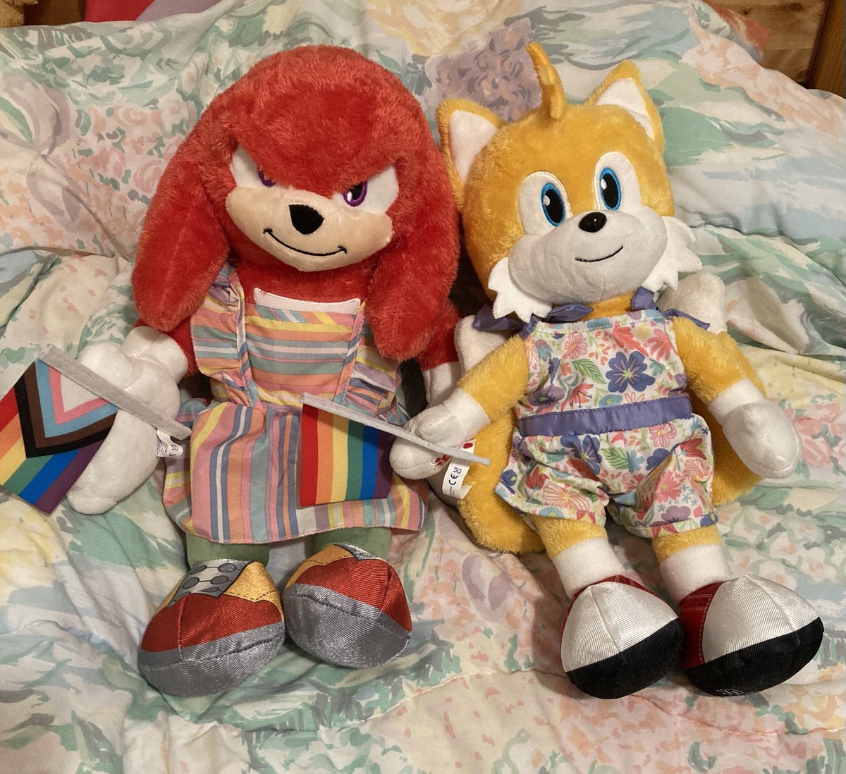 meadowmoths's tweet photo. tooootally not inspired by my build a bears… https://t.co/e1HREw9WRe