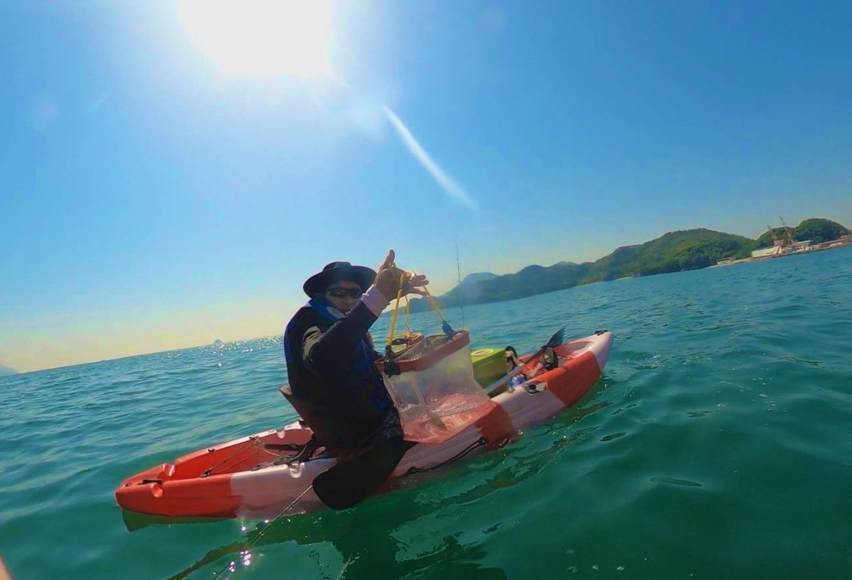 si2xxx_luv0413's tweet photo. 今年も楽しむぞ🏖🐠☀️🛶

はっさくん！頑張って漕いで〜🍊✨

 #因島
 #slowbase
 #カヤック
 #サップ
 #釣り
 #しまなみ
 #因島釣り同好会 https://t.co/4HpOsXO0MR