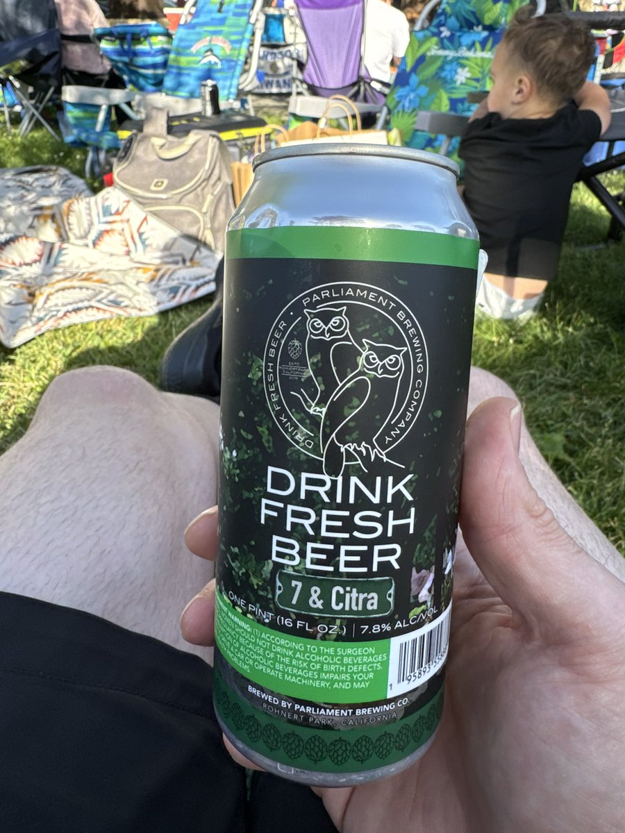 Rafafernandez_4's tweet photo. Cheers! @43jtrain https://t.co/TNzmg8KdZM