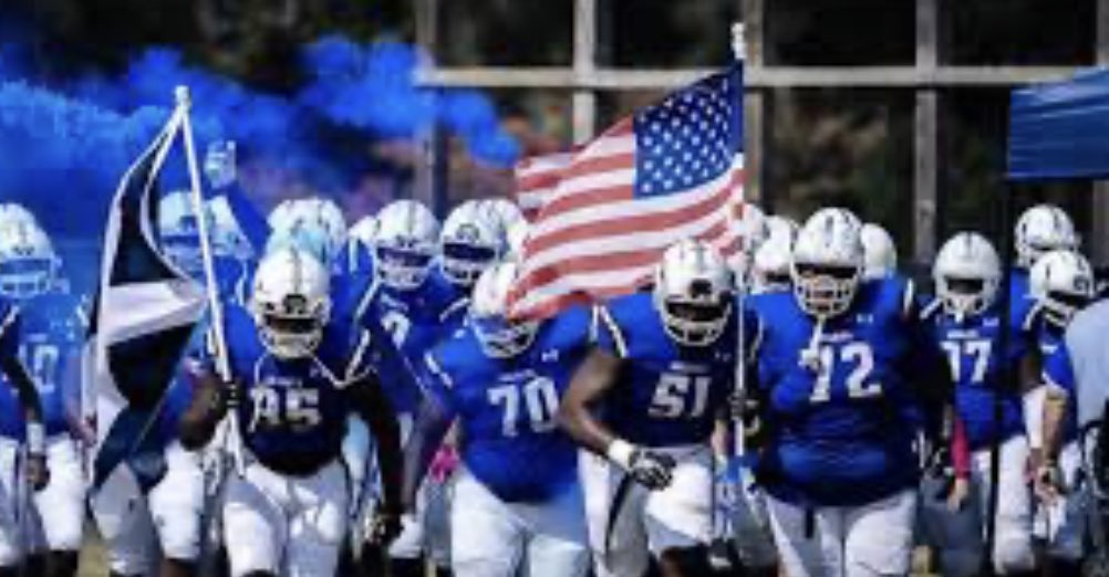 AGTG, beyond blessed to receive my first offer from <a href="/StAndrewsFB/">SAU Football</a> !!🔥🔥 <a href="/kinchen_donald/">Donald Kinchen</a> <a href="/train0187/">TRAINBUILT PERFORMANCE</a> <a href="/GaffneyFootball/">Gaffney Football</a>