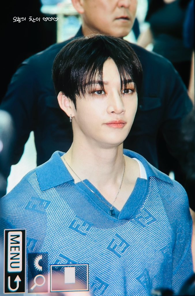 #방찬 #BANGCHAN #StrayKids #스트레이키즈 #BANGCHANxMilanFashionWeek 
#FendiSS25
@fendi
240614🐺💥