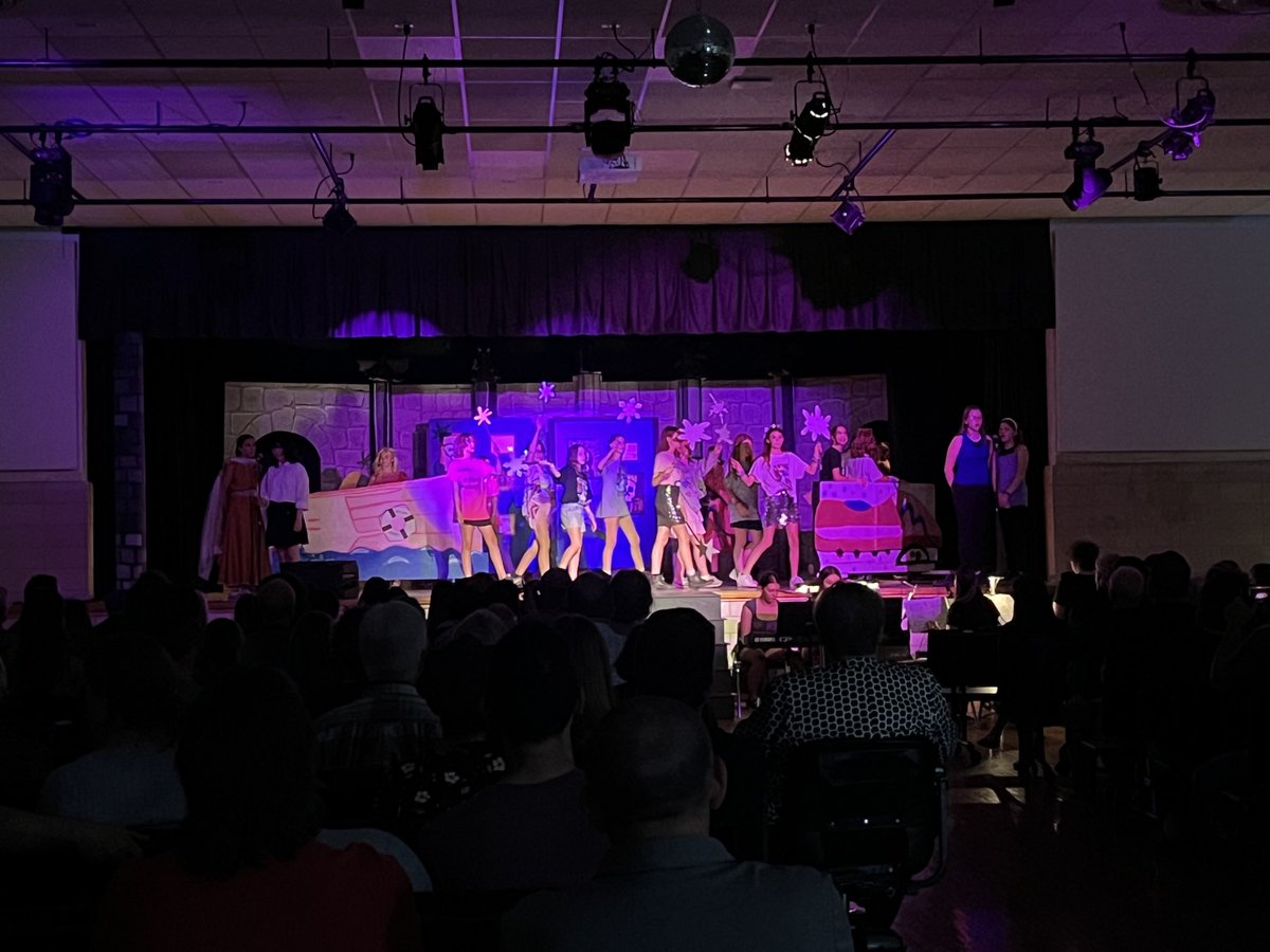 Stephanie Sartor tweet media