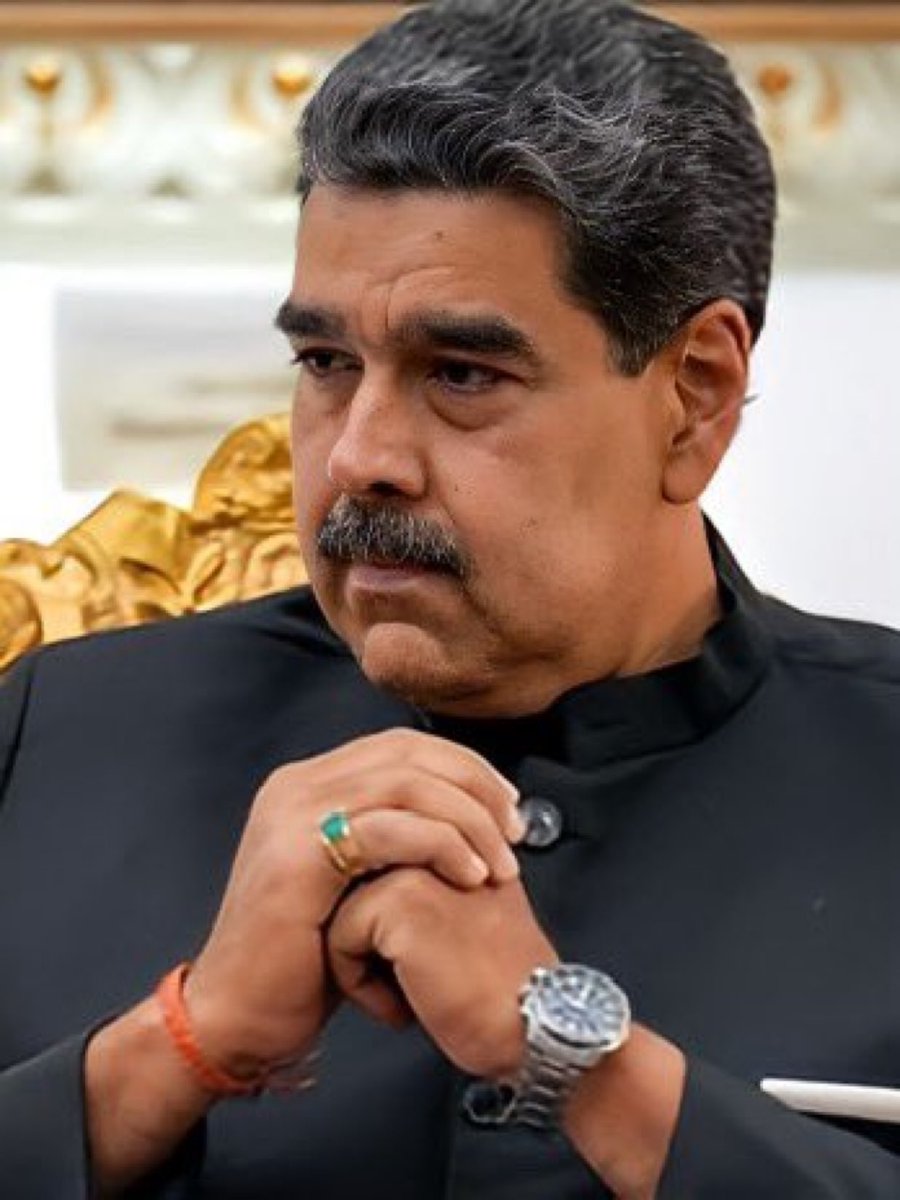 UHN_Plus's tweet photo. 🇦🇷 | ÚLTIMA HORA

La ciudad de Buenos Aires ha declarado a Nicolás Maduro como persona no grata, marcando un hito histórico al ser la primera ciudad de Latinoamérica en hacerlo. https://t.co/DkWpy2C15e